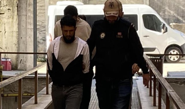 Bursa'da 1'i 'canlı bomba' 3 DEAŞ'lı adliyeye sevk edildi