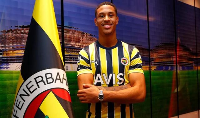 Son Dakika: Jayden Oosterwolde resmen Fenerbahçe'de