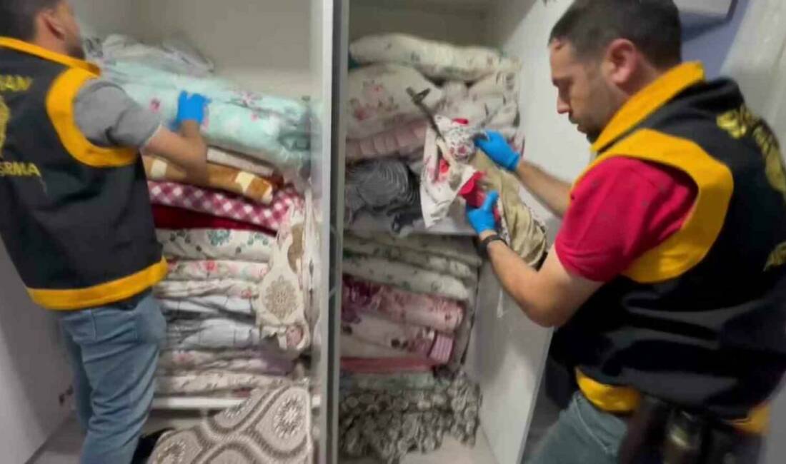 Adana’da bir eve baskın yapan polis dolapta ruhsatsız tabanca, pompalı