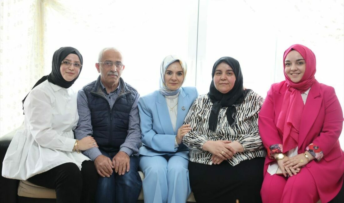 SAMSUN (AA) – Aile ve Sosyal Hizmetler Bakanı Mahinur Özdemir