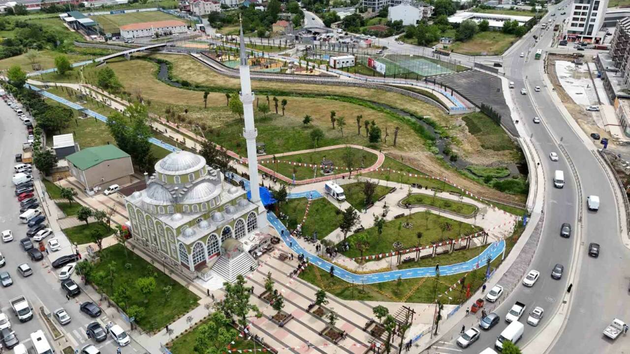 Arnavutköy Belediyesi tarafından yapılan Bolluca Millet Bahçesi, Cumhurbaşkanı Recep Tayyip