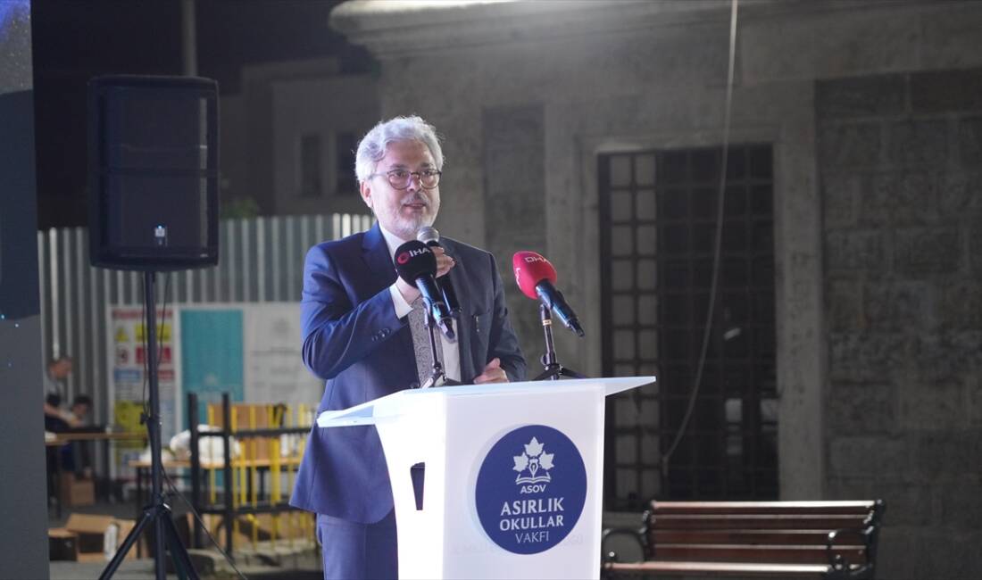 - Milli Eğitim Bakan Yardımcısı Ömer Faruk Yelkenci:
- "(Türkiye Yüzyılı