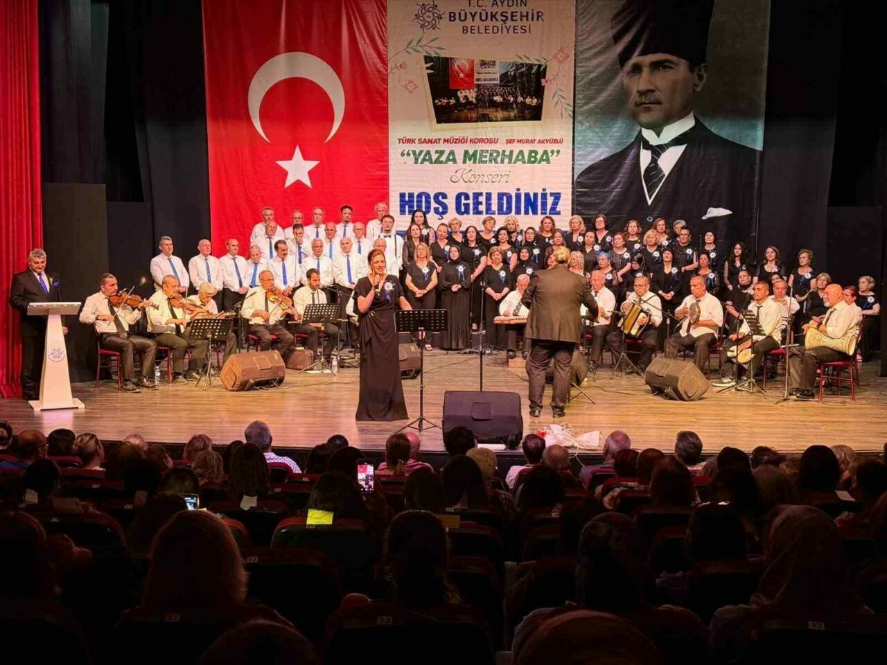 Aydın Büyükşehir Belediyesi, kültür ve sanat etkinlikleriyle şehrin kültürel hayatını