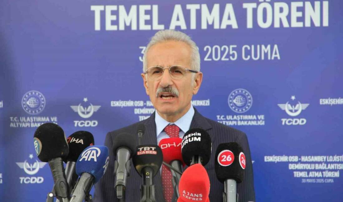 Eskişehir’de Hasanbey Lojistik Merkezi Demiryolu Bağlantısı Temel Atma Töreni’nde konuşan