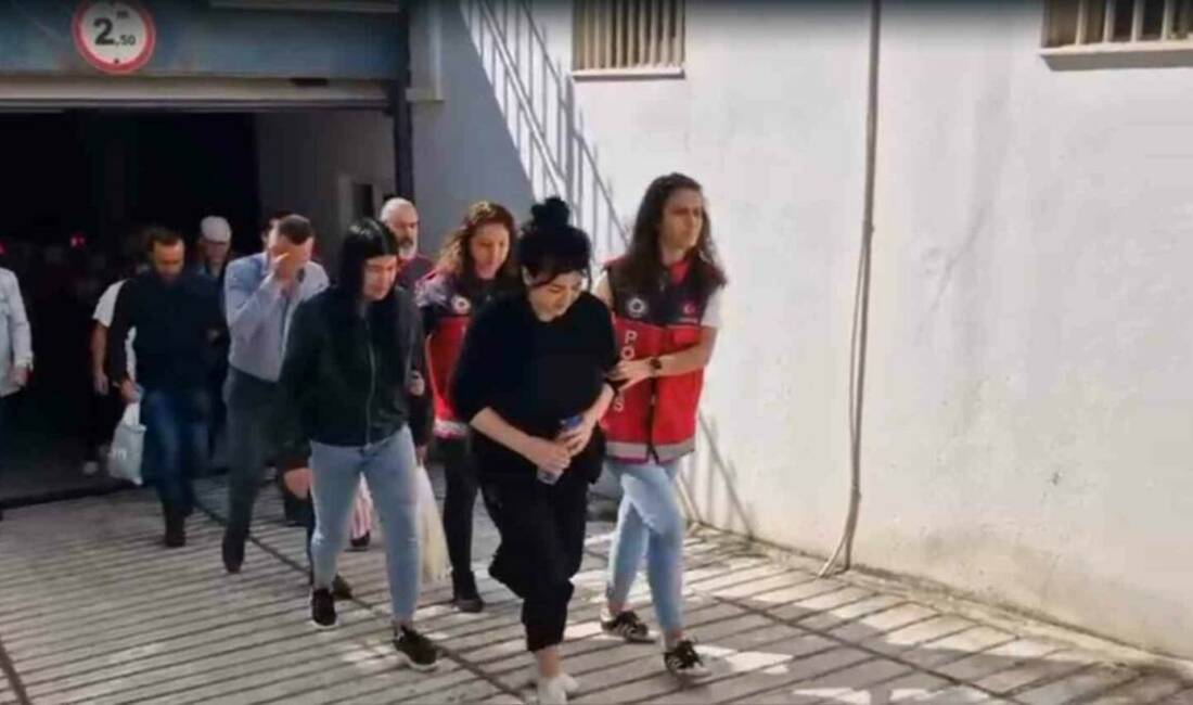 Balıkesir’de polis ekipleri fuhşun önüne geçebilmek adına kapsamlı bir operasyon