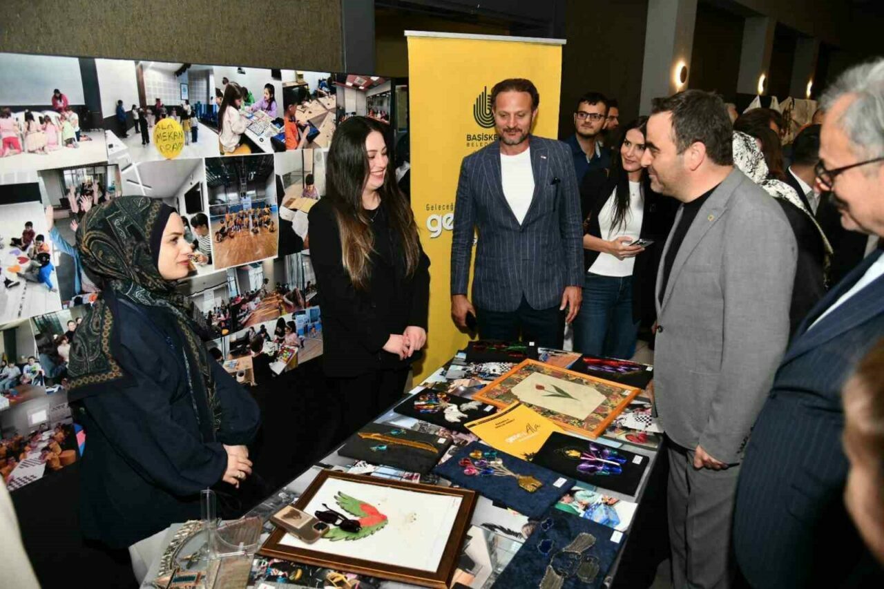 Başiskele Meslek ve Hobi Edindirme Kursları’nda (BAŞ-MEK), eğitim gören kentin