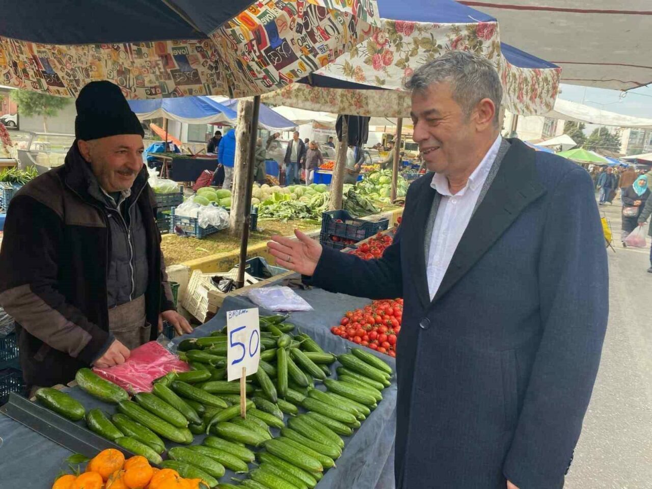 Kurban Bayramı’na sayılı günler kala Aydın’da alışveriş hareketliliği hız kazanırken,