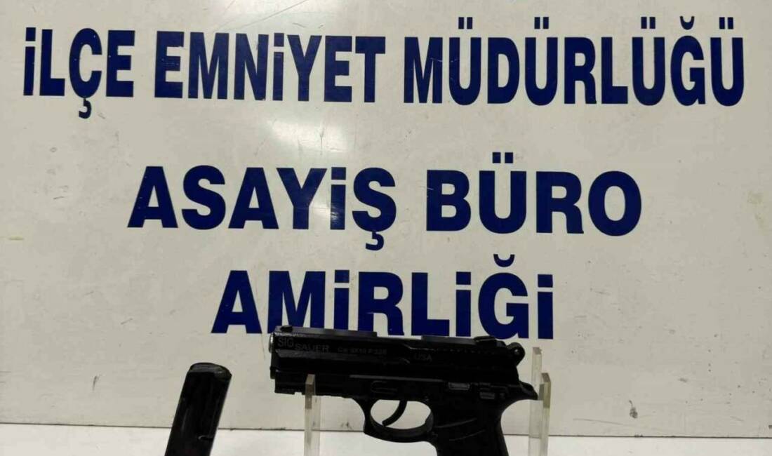 Bayrampaşa’da bir kişi, sosyal medyadan tanıştığı iki kadını silahıyla darbederek
