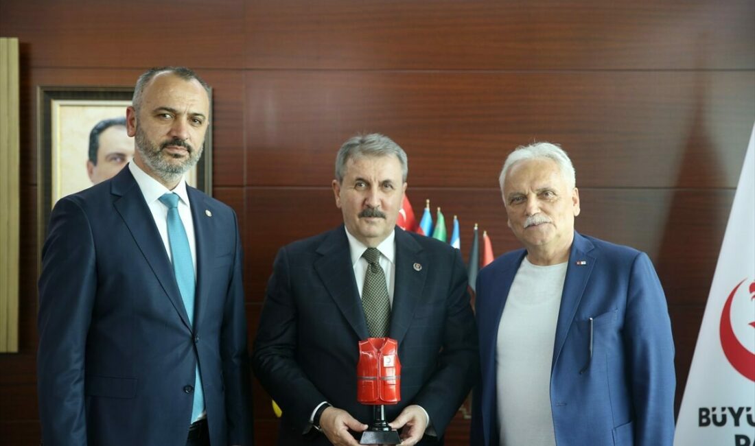 ANKARA (AA) – BBP Genel Başkanı Mustafa Destici, kurban vekaletini