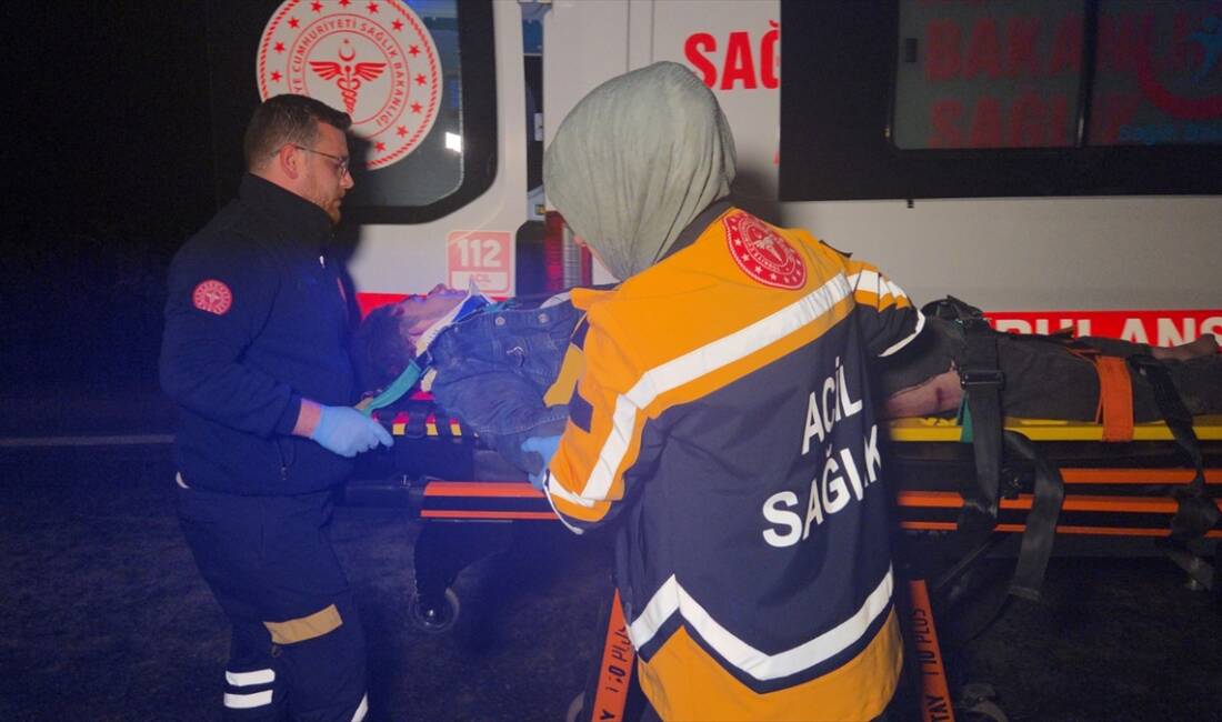 BURSA (AA) – Bursa’nın Orhangazi ilçesinde otomobil ile çarpışan motosikletin