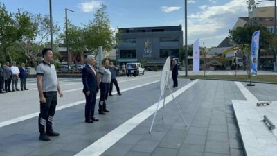 Çanakkale’de Türkiye Çevre Haftası etkinlikleri çerçevesinde Cumhuriyet Meydanı Atatürk Anıtı’nda