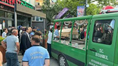 Çekmeköy’de bir apartman dairesinde çıkan yangında 75 yaşındaki kadın hayatını