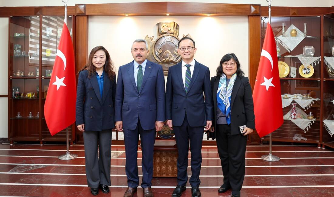 RİZE (AA) – Rize’de Çin Halk Cumhuriyeti Ankara Büyükelçisi Jiang