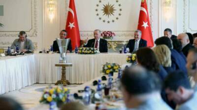 Cumhurbaşkanı Recep Tayyip Erdoğan, THY Euroleague şampiyonu Fenerbahçe Beko basketbol