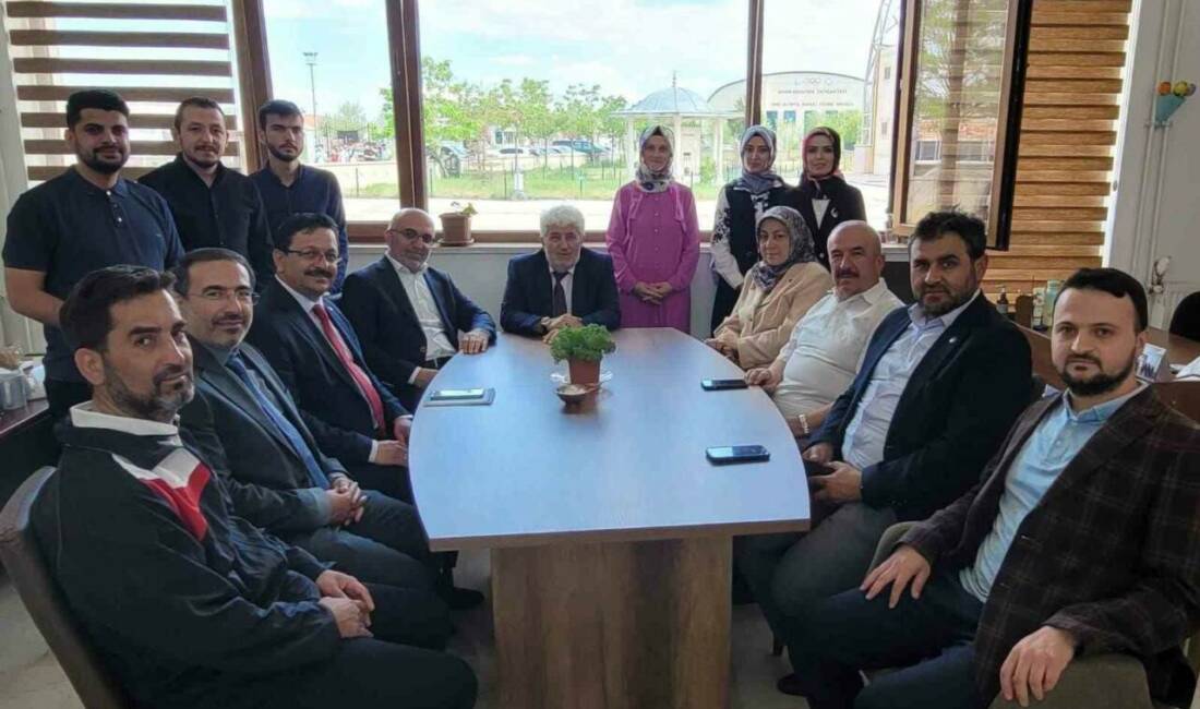 Diyanet İşleri Başkanlığı Diyanet İşleri Uzmanları Hacı Bayram Gür ve