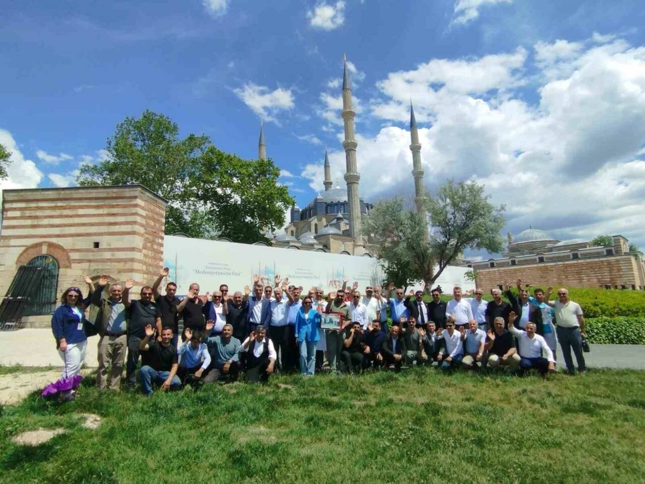 “Doğu-Batı Buluşması” çerçevesinde Edirne’ye gelen Batmanlı 40 muhtar, kentin tarihi