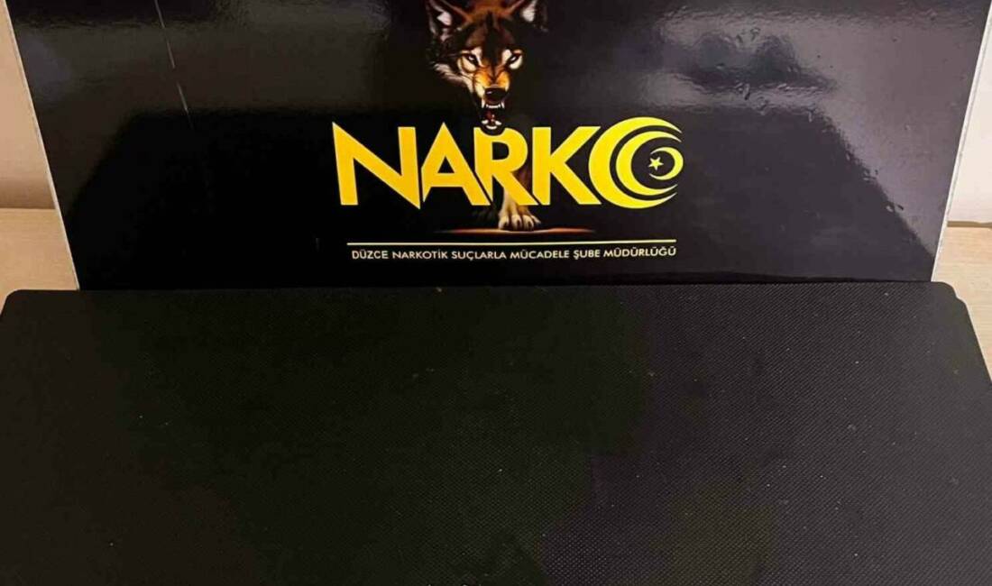 Düzce’de polis ekipleri tarafından yapılan çalışmada, 800 gram bonzai yapabilecek