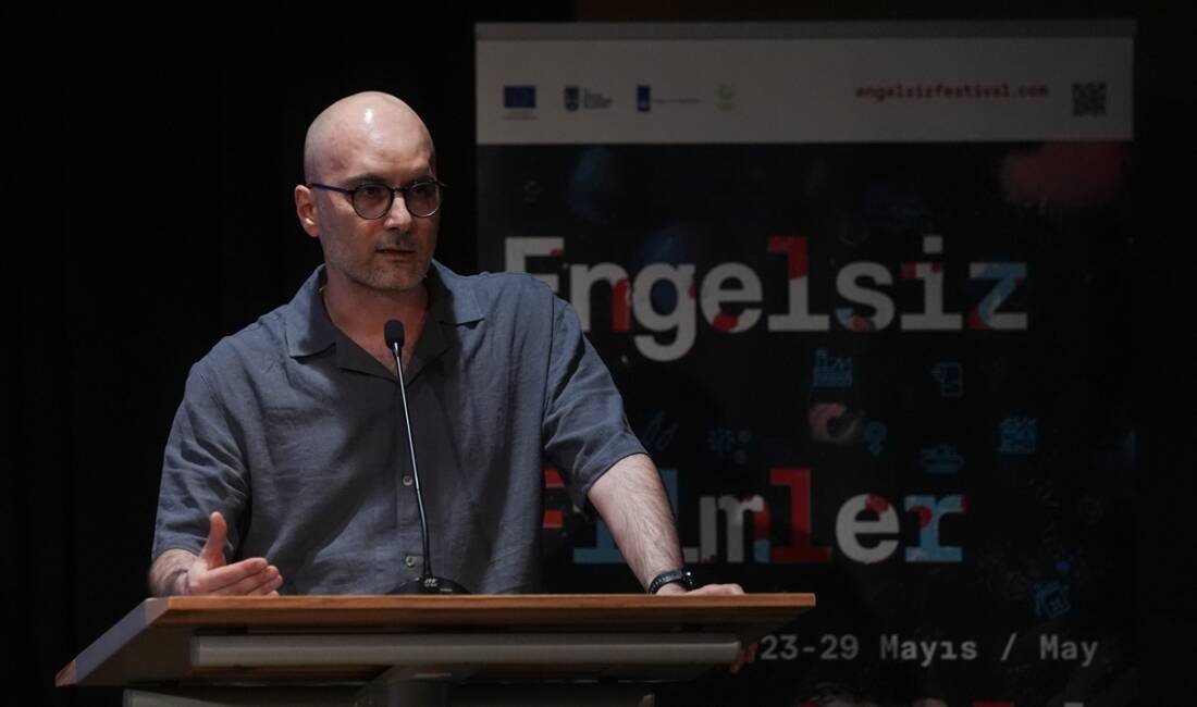 - "Uluslararası kısa film kategorisi"nde "En İyi Film Ödülü"nü "Bir