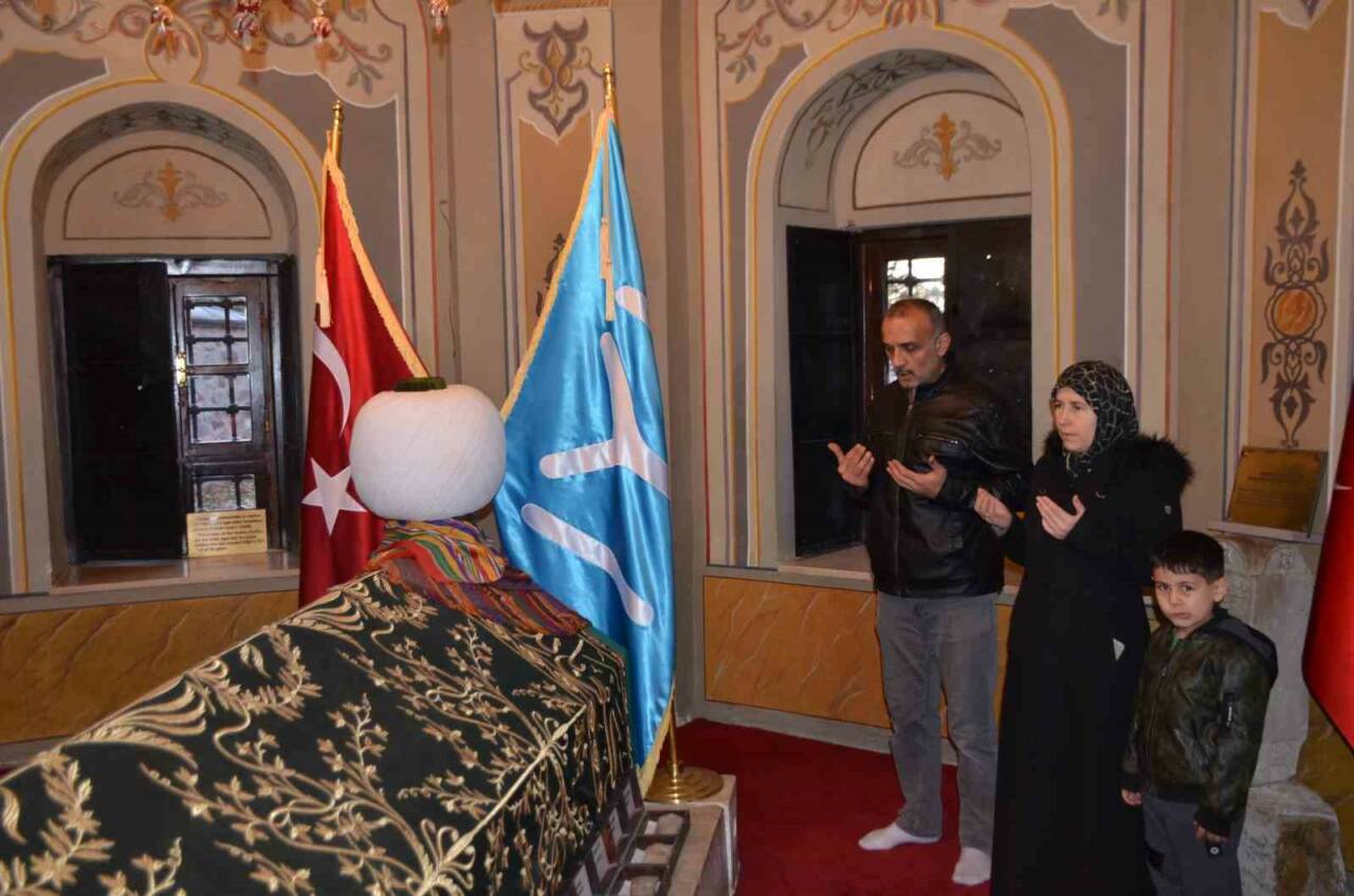 Osmanlı Devletinin kurucu Osman Gazi’nin babası olan Kayı Aşireti lideri