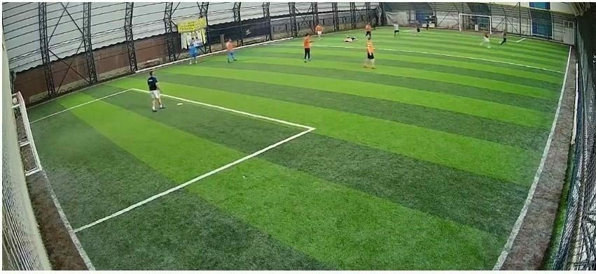 Siirt’te halı sahada futbol oynadığı sırada kalp krizi geçiren 24