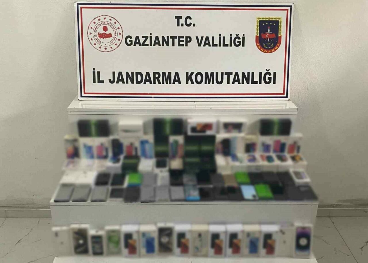 Gaziantep’te jandarma ekiplerinin bir iş yerine yaptığı operasyonda 2 milyon