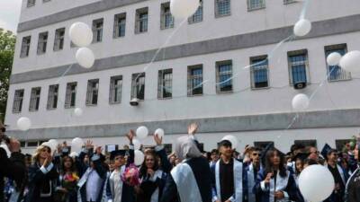 Erzurum’un Yakutiye ilçesindeki Gazi Ahmet Muhtar Paşa Ortaokulu’nda (GAMPO) mezun