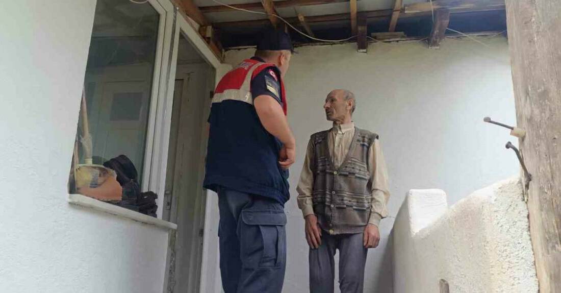 Pazaryeri İlçe Jandarma Komutanlığı ekipleri, Kurban Bayramı öncesinde köy köy
