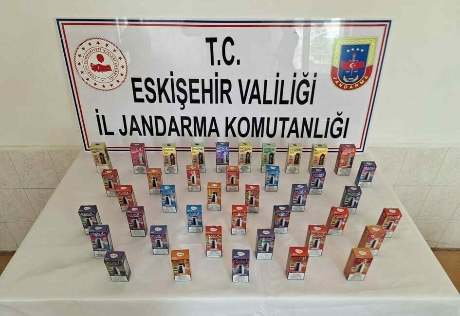 Eskişehir’de jandarma ekipleri tarafından başlatılan operasyonda şüpheli şahsın aracında 41