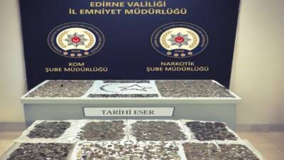 Edirne Kapıkule Sınır Kapısı üzerinden Polonya’ya kaçırılmak istenen tarihi eserlere