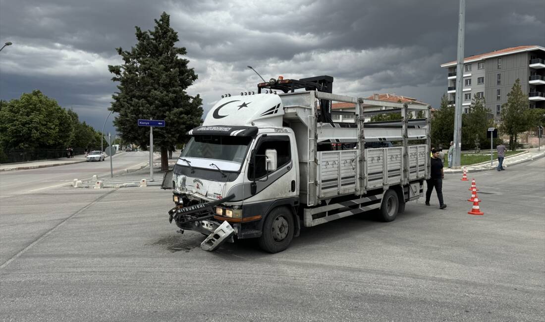 KARAMAN (AA) – Karaman’da özel eğitim öğrencilerini taşıyan okul servis