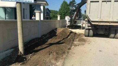 DÜZCE (İHA) – Düzce İl Özel İdaresi ekipleri köy yollarında