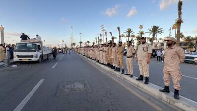 Libya’nın başkenti Trablus’ta çeşitli gruplar hükümet karşıtı gösteri düzenledi TRABLUS (AA) – Libya’nın başkenti Trablus’ta son dönemde yaşanan olayların