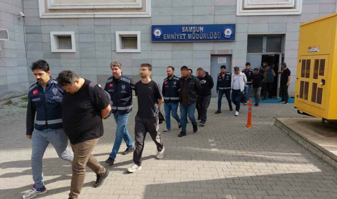 Samsun merkezli İstanbul ve Ankara’da Maydanoz Döner’e düzenlenen FETÖ operasyonunda