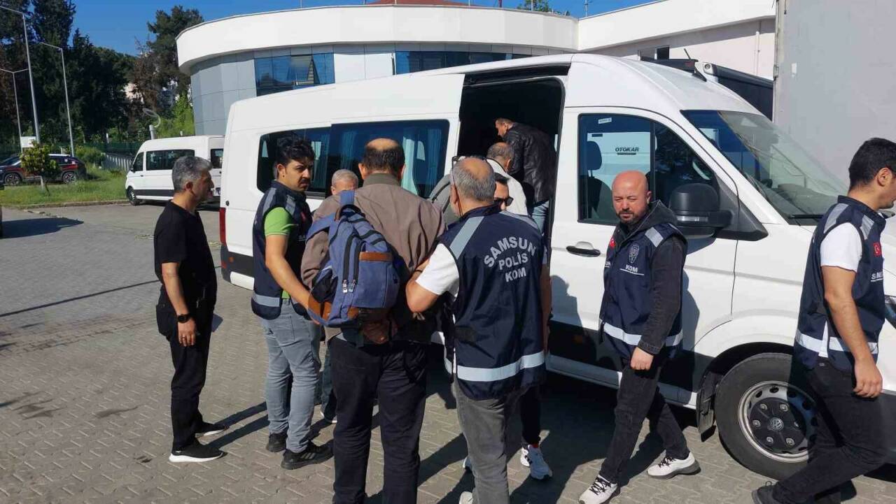 Samsun merkezli İstanbul ve Ankara’da Maydanoz Döner’e düzenlenen FETÖ operasyonu