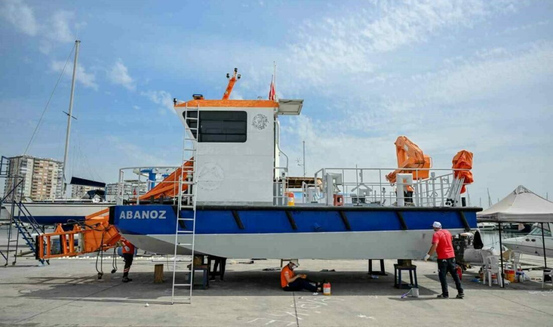 Mersin Büyükşehir Belediyesi, deniz denetim ve temizlik araçlarının bakım, onarım