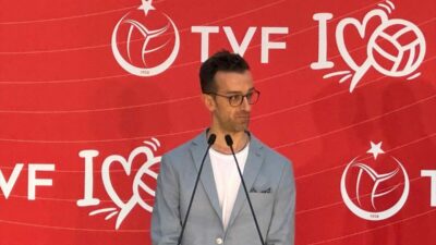 - TVF Başkanı Mehmet Akif Üstündağ:
"Erkek ve kadın takımlarımızla geniş