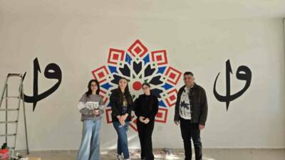 Kütahya Dumlupınar Üniversitesi Gediz Meslek Yüksekokulu Grafik Tasarımı Programı öğrencileri,