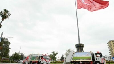 Osmaniye Belediyesi, hizmet kapasitesini artırmak için 10 çöp kamyonu, 2