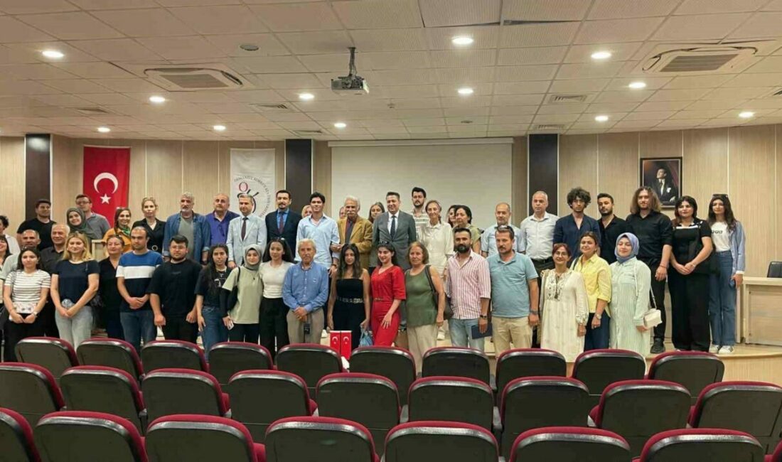 Osmaniye’de düzenlenen “Luvilerin İzinde Anadolu’ya Sahiplik” arkeolog konferansında Prof. Dr.