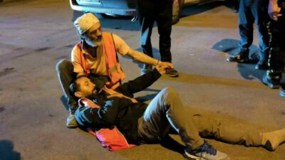 Antalya’da meydana gelen trafik kazasında otomobille çarpışan motosiklet sürücüsü yaralandı.