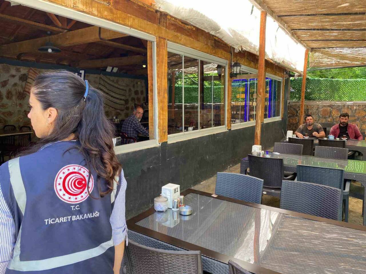 Tunceli Ticaret İl Müdürlüğü denetim ekipleri yaz aylarına girilmesiyle birlikte