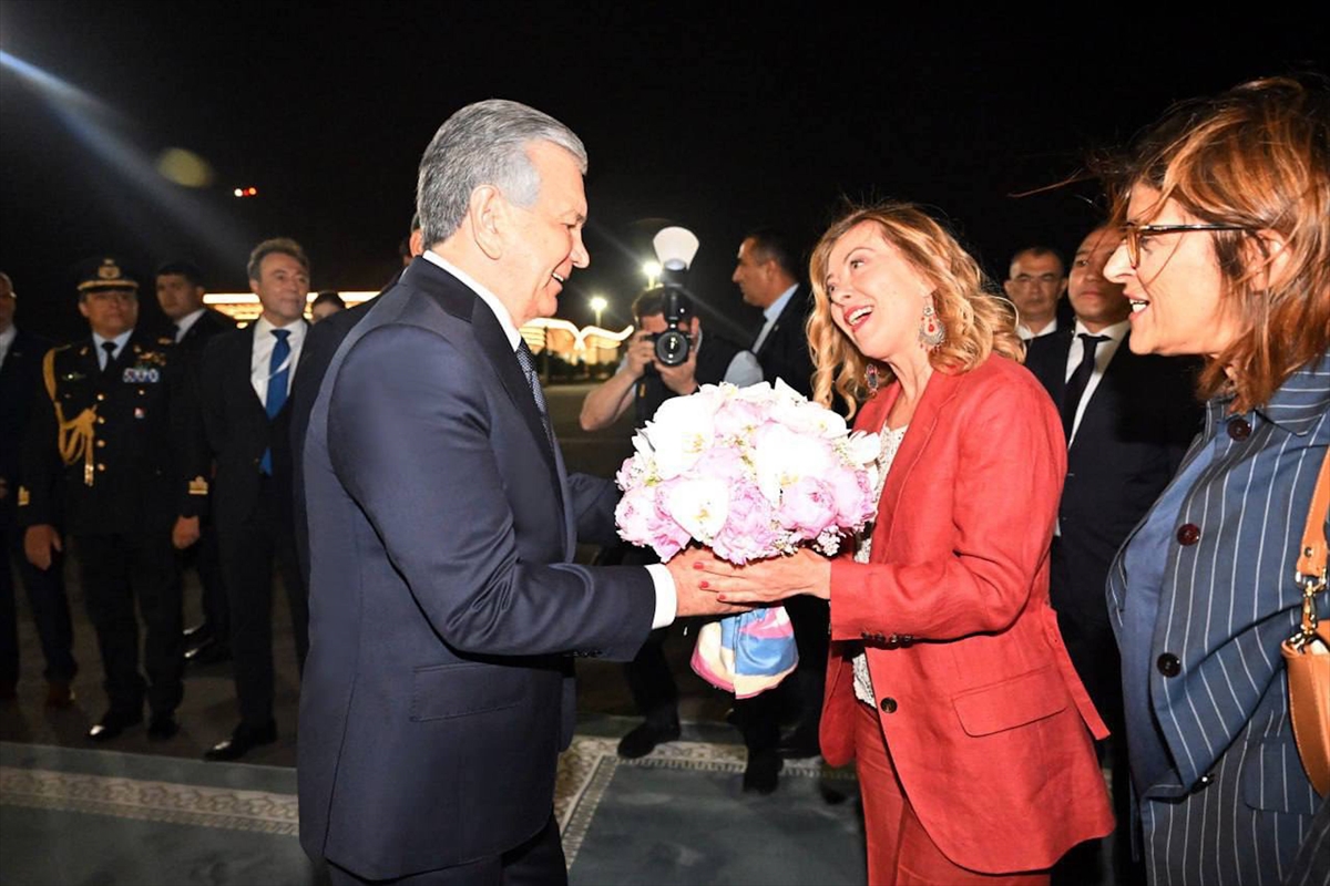 TAŞKENT (AA) – Özbekistan Cumhurbaşkanı Şevket Mirziyoyev ile İtalya Başbakanı