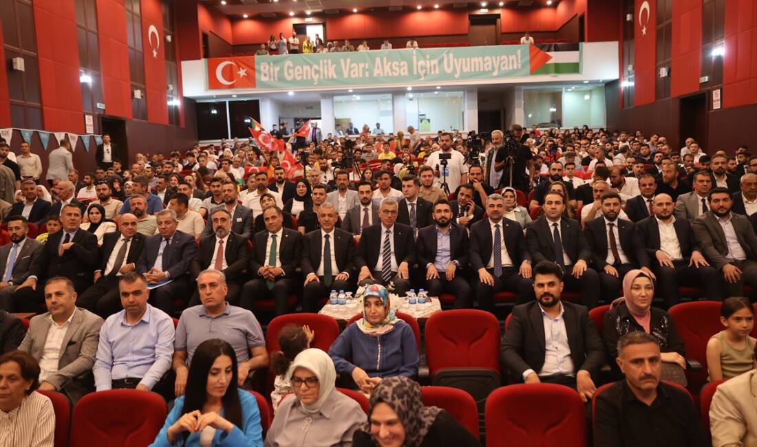 - "Bizim birbirimize sarılıp güçlü hale gelmememiz için her şeyi
