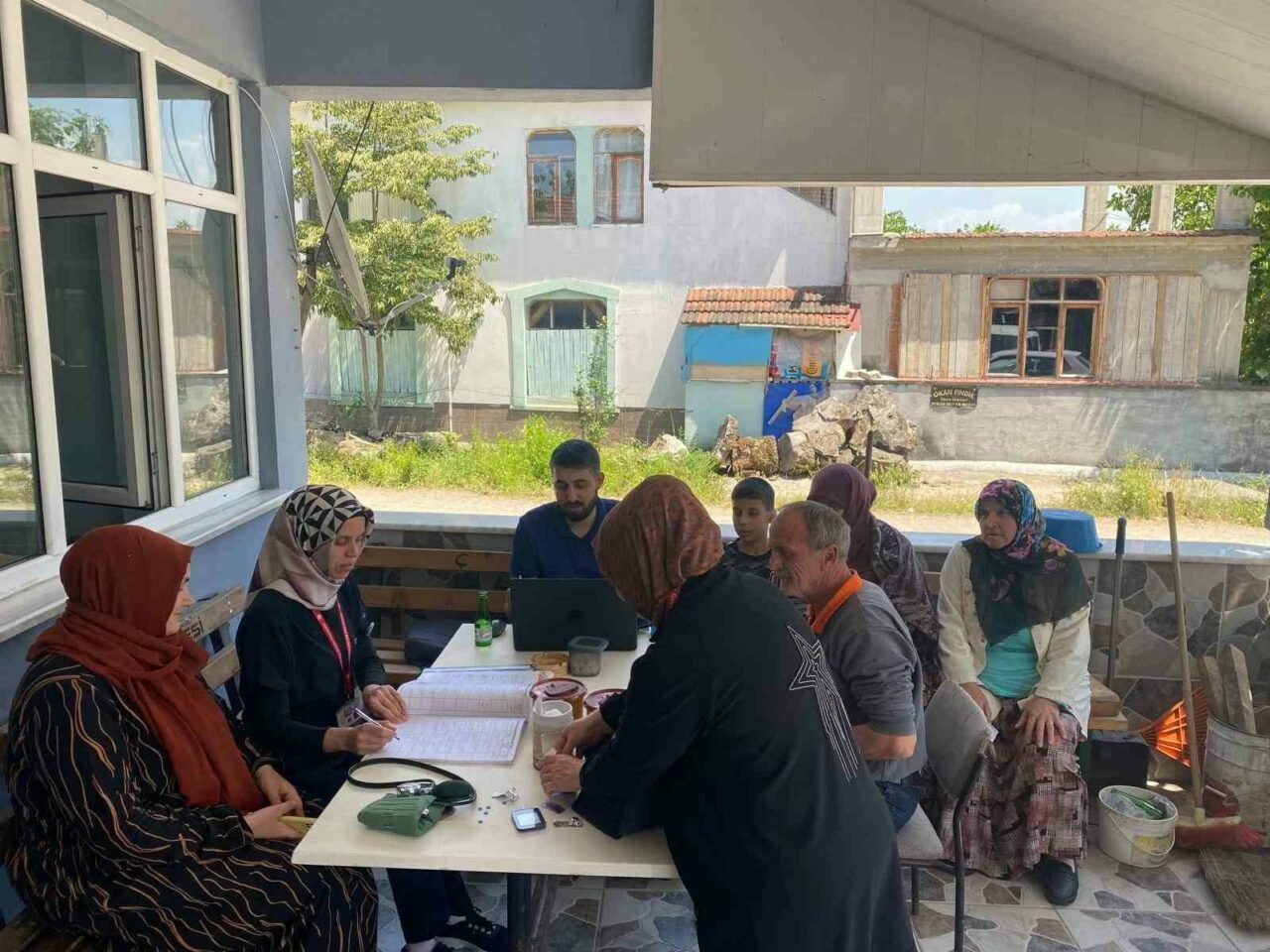 DÜZCE (İHA) – Düzce’de halk sağlığına önem veren ekipler İlçelerde