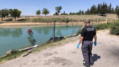 ŞANLIURFA (AA) – Şanlıurfa’nın Haliliye ilçesinde sulama kanalında akıntıya kapılan