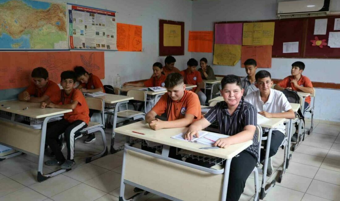 Adana’da derslere ilgi göstermeyen ve başarılı olmadıkları gözlenen üç öğrenci,
