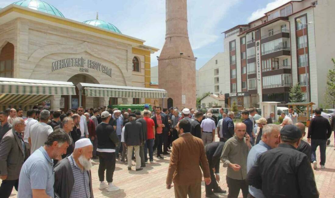 Sivas’ta 11 yaşındaki ilkokul öğrencisi, henüz belirlenemeyen bir rahatsızlık sonucu