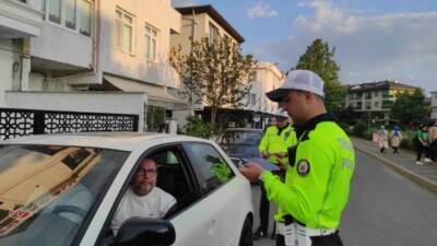 Tekirdağ’da Trafik Şube Müdürlüğü ekipleri trafik denetimi yaptı. Denetimlerde, sürücüler