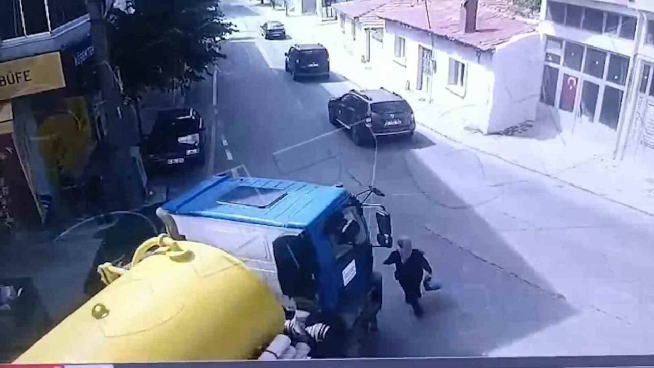 Tekirdağ’ın Malkara ilçesinde TESKİ’ye ait vidanjörün çarptığı kadının hayatını kaybettiği