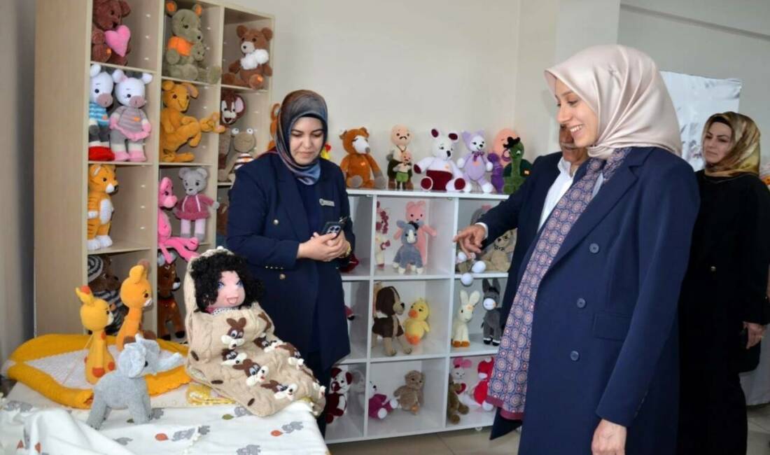 Erzincan’ın Tercan ilçesinde Hayat Boyu Öğrenme Haftası etkinlikleri kapsamında el